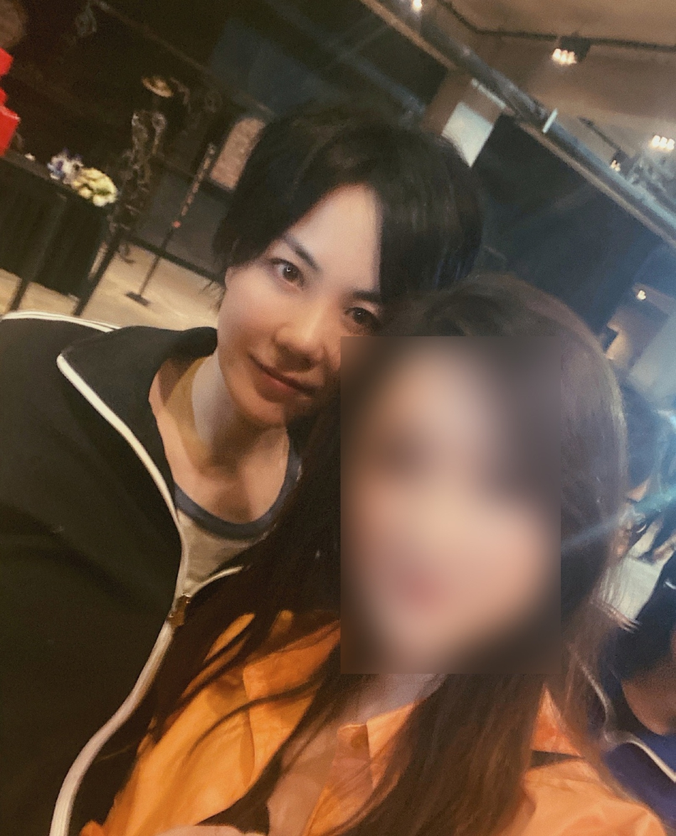 王菲周迅窦靖童李嫣聚会 几人热聊感情好