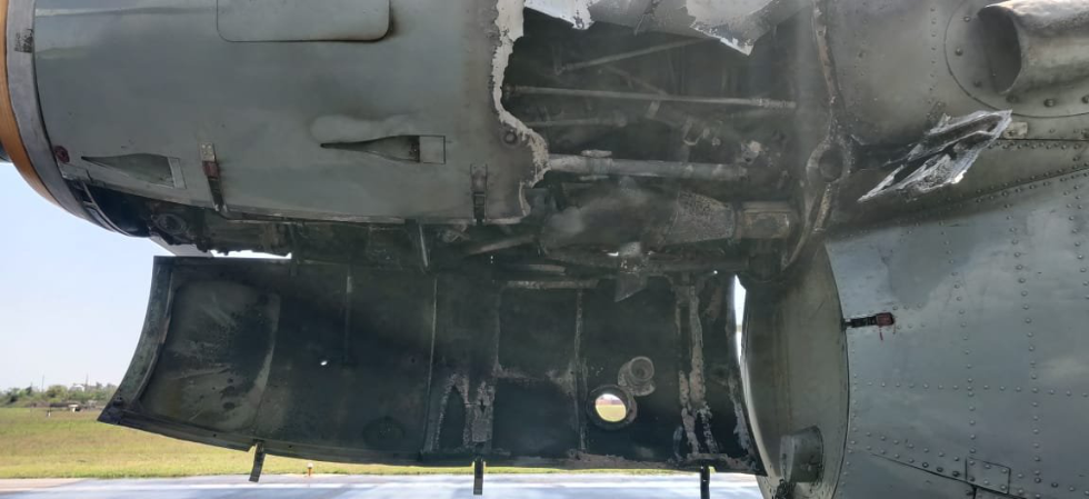 印度一空军运输机引擎起火后安全着陆 已服役近半个世纪