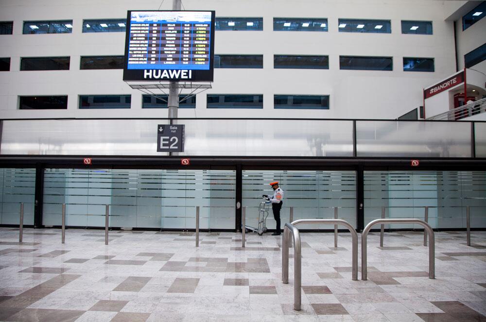 墨西哥外交部:公民应避免不必要旅行,尤其不要前往美国