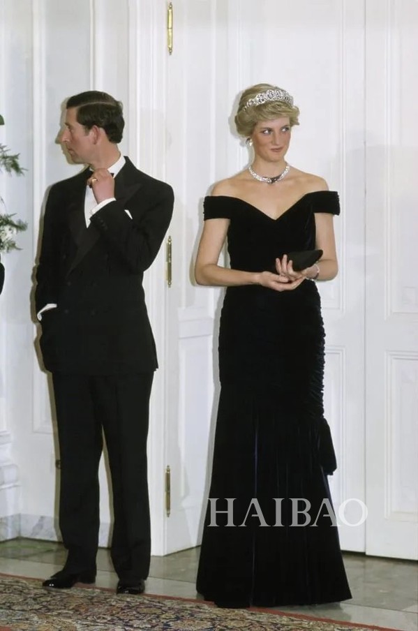dianaprincess,princessdiana princess diana当年的王室couple着装