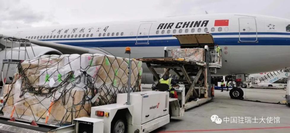 中国驻瑞士使馆：在瑞侨胞团结互助 共同抗疫