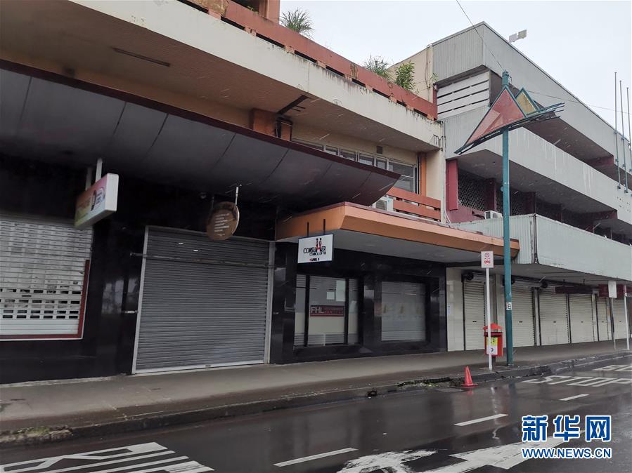 斐济总理姆拜尼马拉马2日宣布,该国当天新增2例新冠肺炎确诊病例
