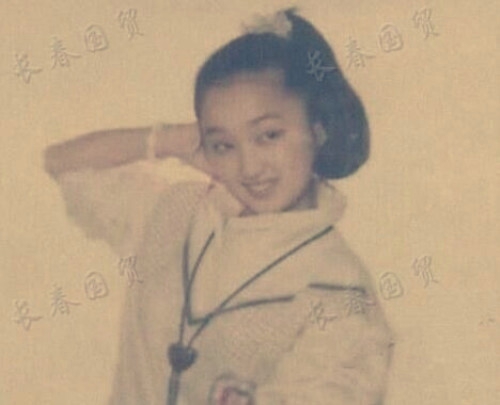 从小美到大！杨钰莹童年旧照曝光 清纯甜美端庄文静