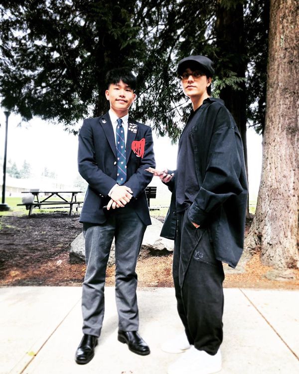 陈坤儿子罕见晒父子合影 陈坤宠溺留言：想我了？