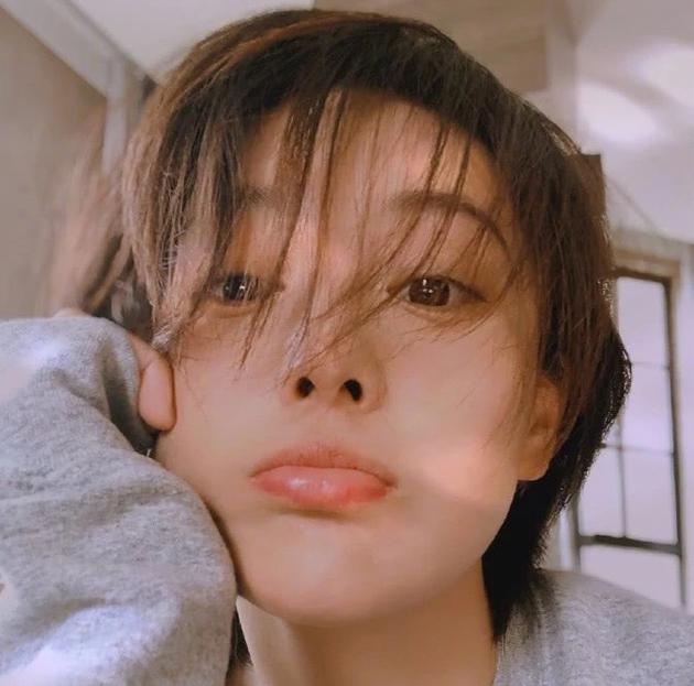 张馨予追剧吃螺蛳粉食量惊人 网友：你是女明星啊