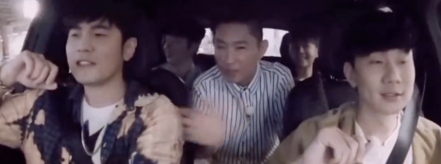 双J同游新加坡 林俊杰吐槽周杰伦戴自己墨镜