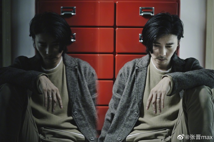 张晋纠结要不要剃胡子 蔡少芬一句话回答甜撒狗粮