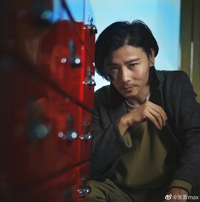 张晋纠结要不要剃胡子 蔡少芬一句话回答甜撒狗粮