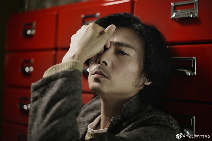 张晋纠结要不要剃胡子 蔡少芬一句话回答甜撒狗粮