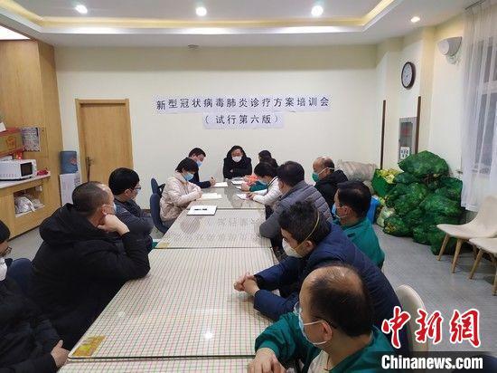 “同乡英雄”的方舱“疫”事：靠疲劳缓解“思亲痛”