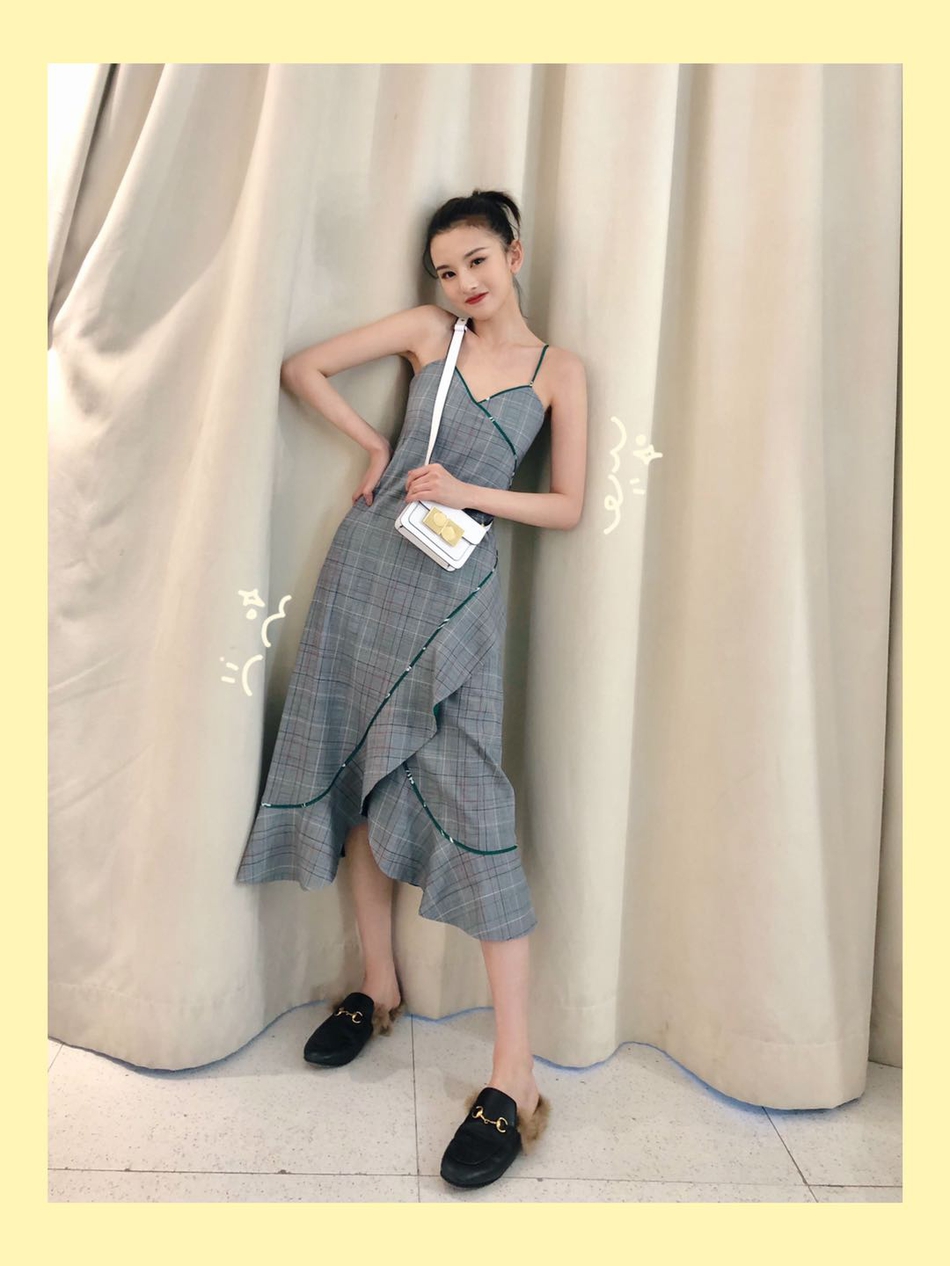 宋祖儿分享春日穿搭 轻松驾驭各类风格可爱又帅气