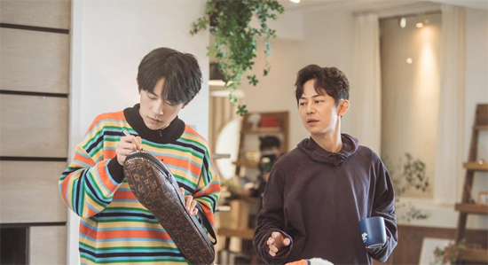 《朋友请听好》何炅谈徐峥光头手感