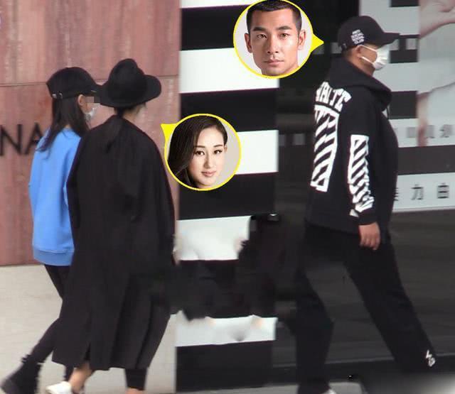 赵文卓一家三口外出逛街 母女二人边走边聊心情好