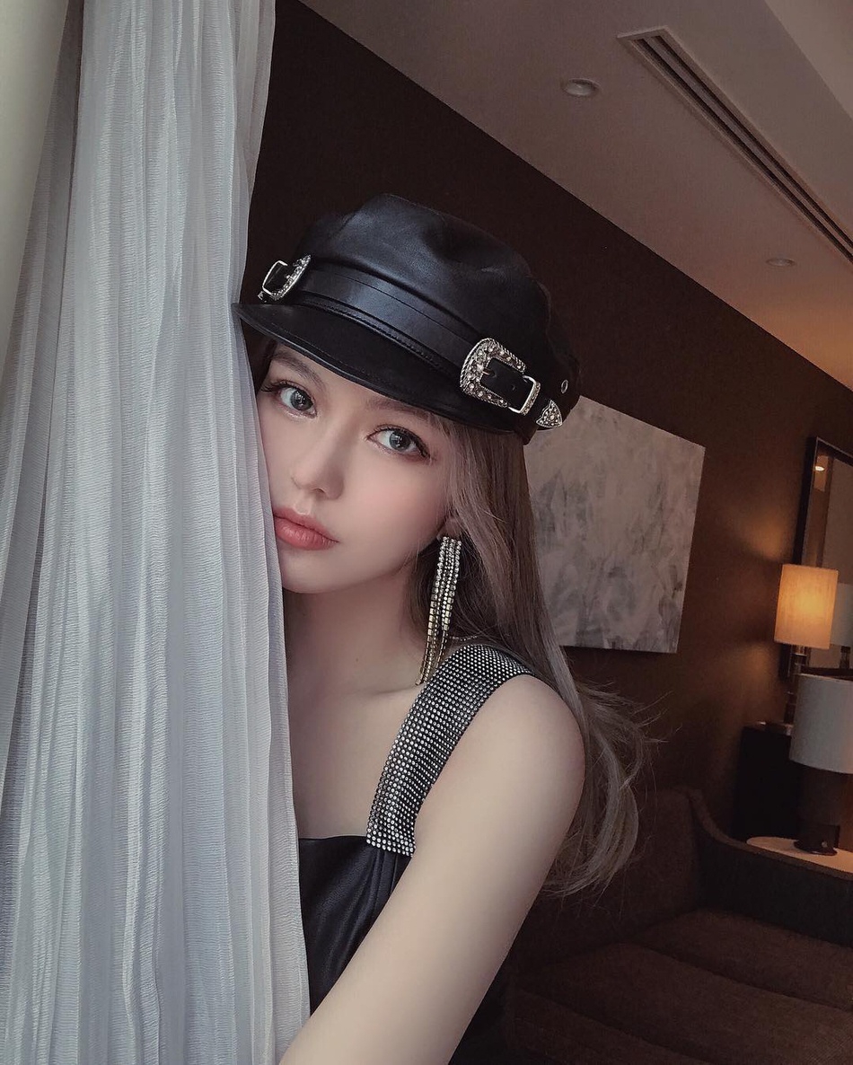 周扬青官宣与罗志祥分手 昔日甜蜜瞬间回顾