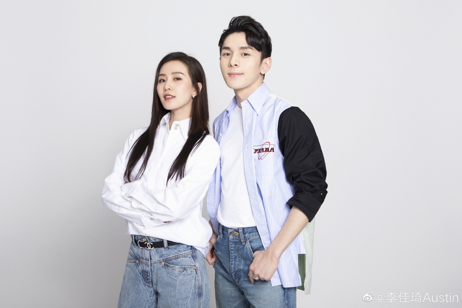 李佳琦没开美颜又黑又憔悴 本尊坦诚最近有点累