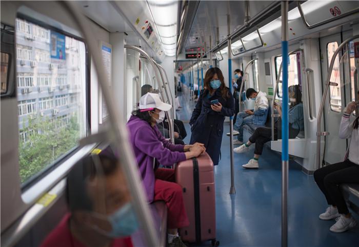 江城“归来” 不负韶华——武汉“解封”半月记