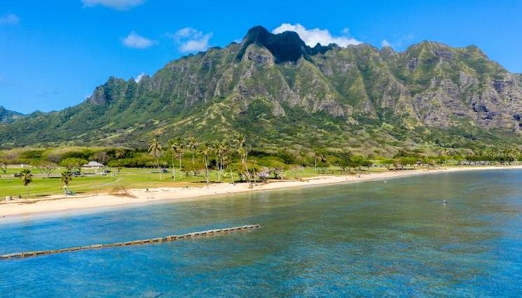 抵达后不愿隔离？夏威夷给违规乘客送机票“空运”回家