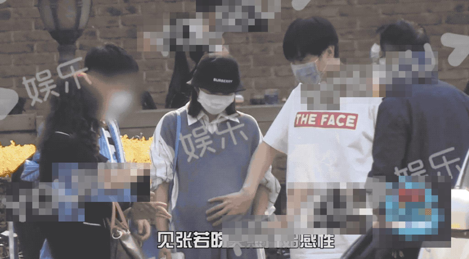 张若昀带老婆外出野餐散心 宠溺抚摸唐艺昕孕肚尽显甜蜜