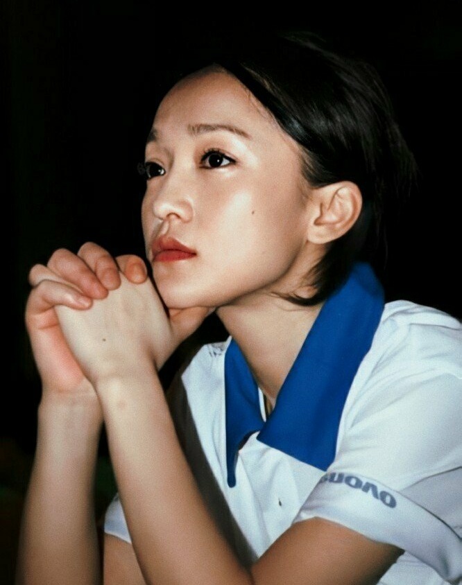 周迅旧照曝光 清纯动人似邻家少女