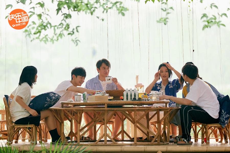 《向往4》周迅张婧仪郭麒麟做客蘑菇屋