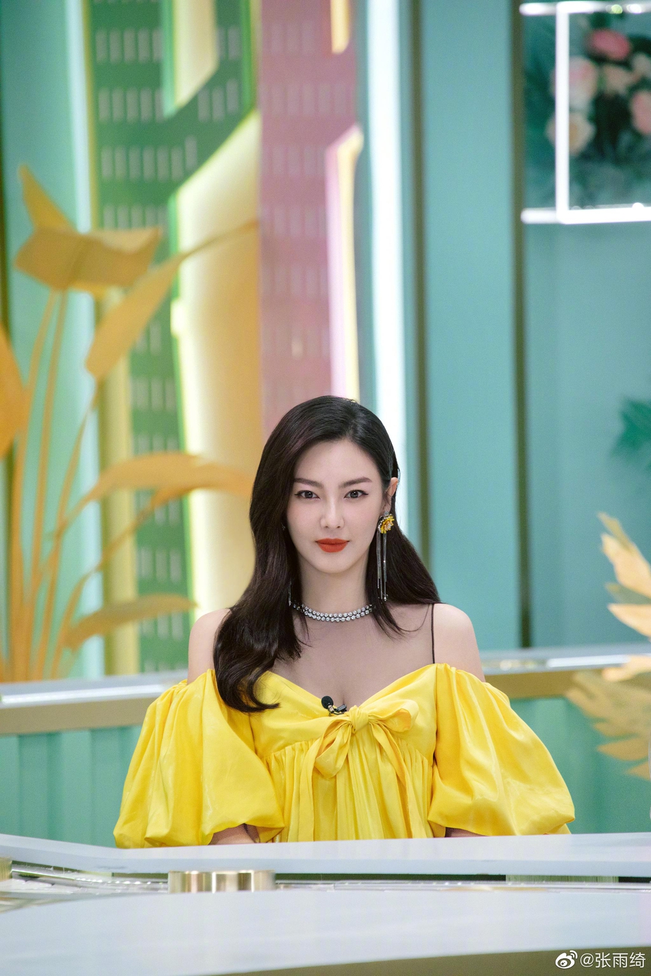 姐姐们玩真的！张雨绮被问参加女团感受 ：越来越没自信了