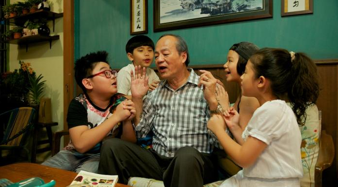 《我来自纽约》首映狄龙献声 近50万人线上观影