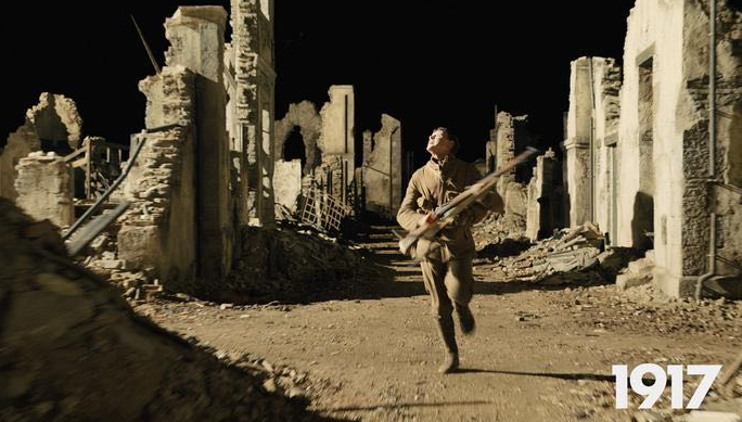 世界级幕后班底打造 电影《1917》曝回归版海报