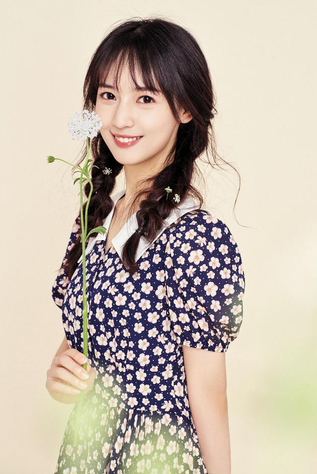 秦牛正威谈择偶条件：喜欢安静的男生 更看重人品