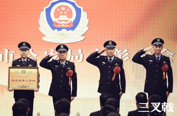 《三叉戟》收视口碑双丰收 陈建斌智斗罪犯