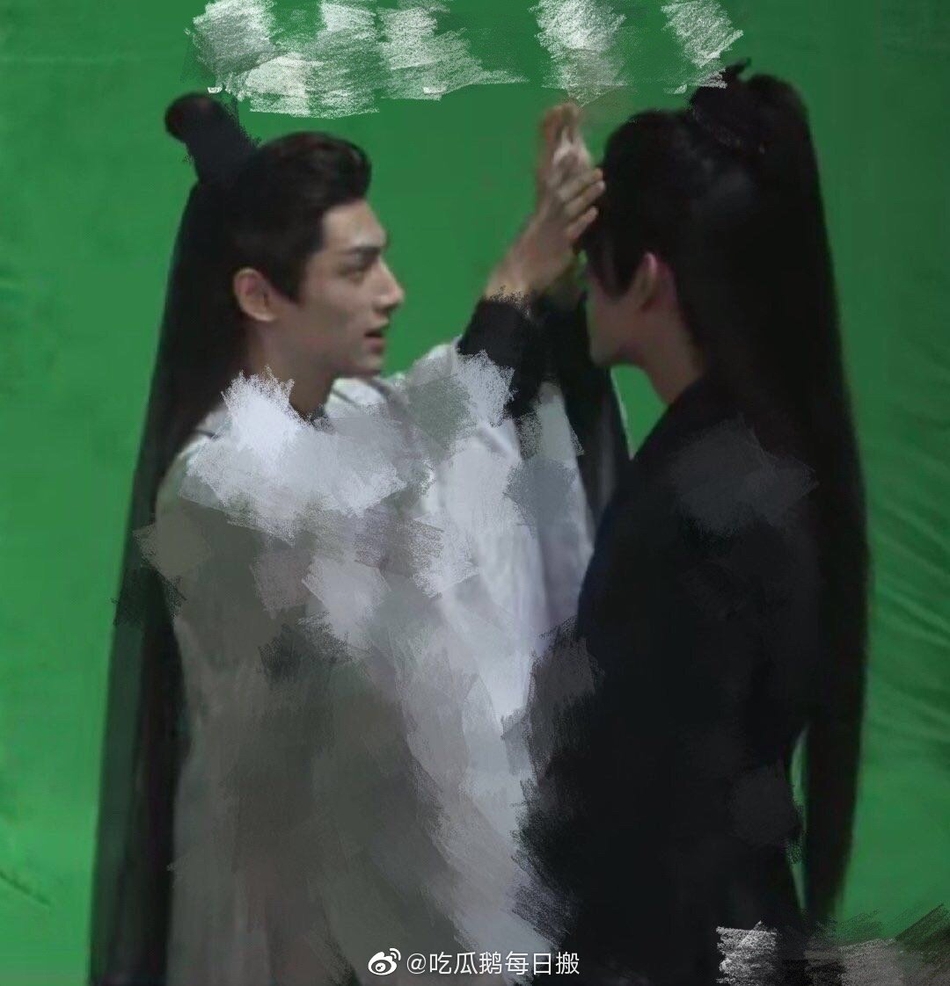 《皓衣行》新路透曝光 罗云熙帮陈飞宇整理衣物