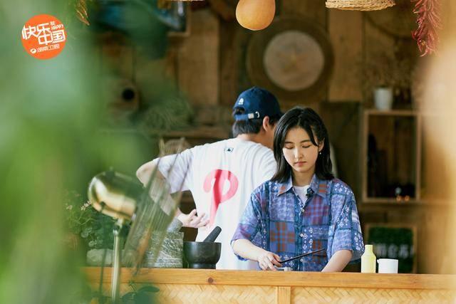 《向往4》兄弟姐妹互动暖人心 “模糊一点”是黄磊何炅交友之道