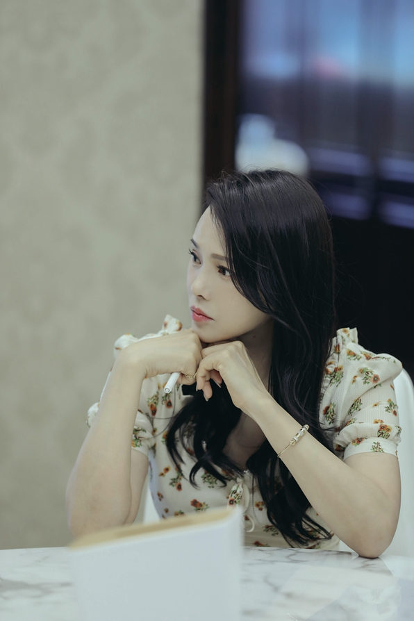 《婆婆和妈妈》秦昊伊能静因表达爱的方式起分歧