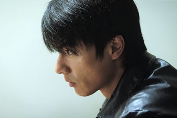 《失踪人口》烧脑剧情引热议 专访刘畅：每次拍摄都是在学习