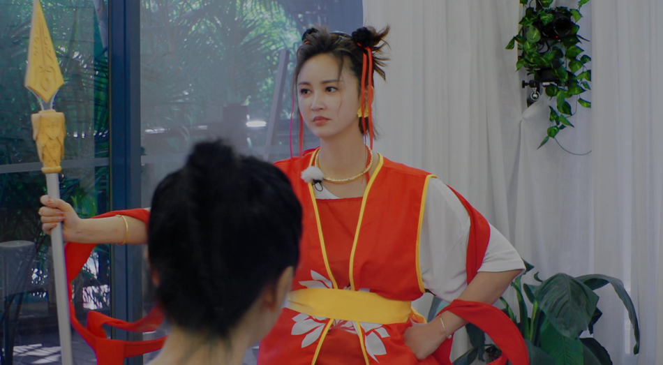 张歆艺哪吒造型竟是泳衣 袁弘挑选理由搞笑甜蜜