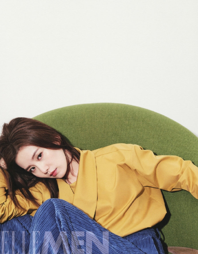 刘诗诗最新时尚大片曝光 眼神坚定文艺范十足