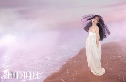 王子文水上裸背大片曝光 造型惊艳魅力十足