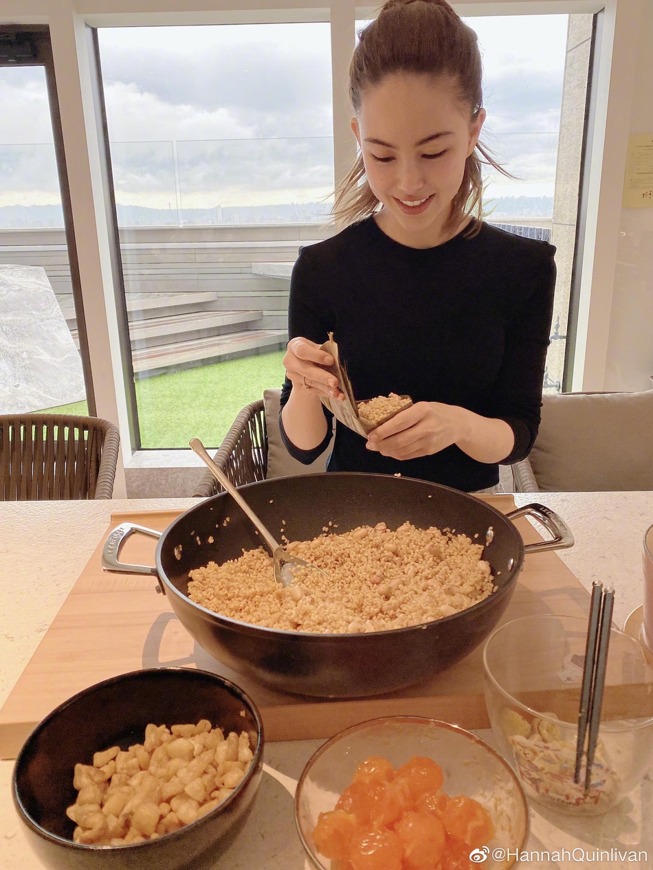昆凌包粽子