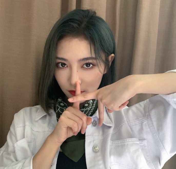 THE9成团30天全员换头像 比统一手势团魂满满