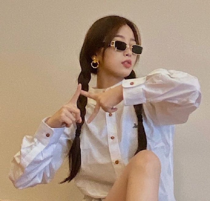 THE9成团30天全员换头像 比统一手势团魂满满