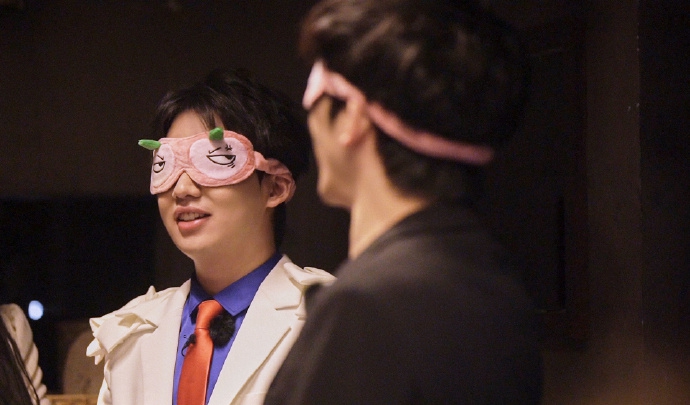 郭麒麟最新节目剧照曝光 cos怪盗基德帅气又可爱