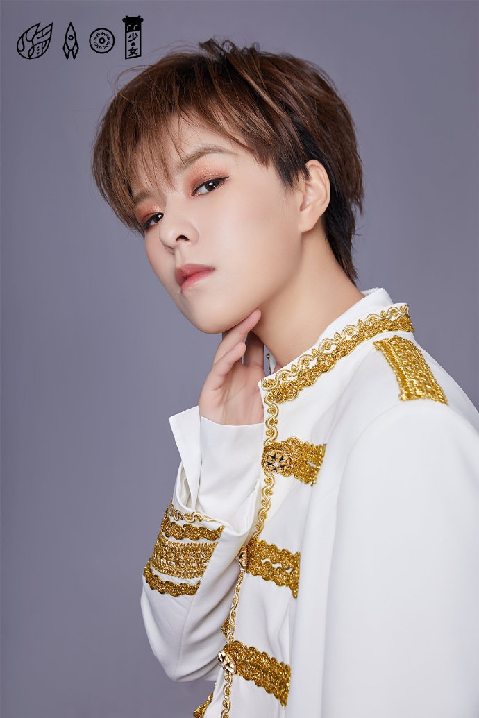 火箭少女白金女神造型曝光 典雅白金搭配异域风情满满