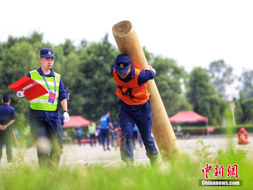 吉林森林消防举办训练尖子对抗比武提高队伍综合能力