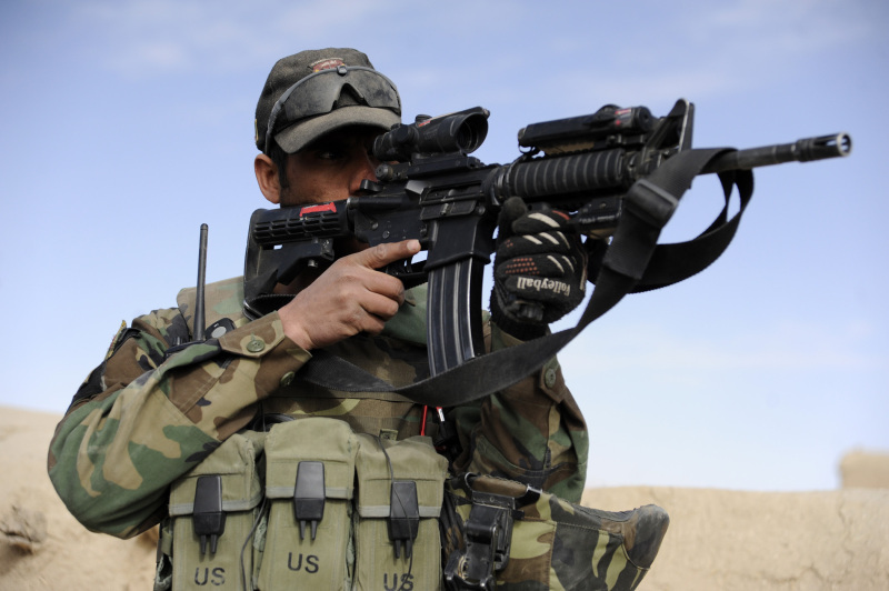 颇有美军范的阿富汗兵