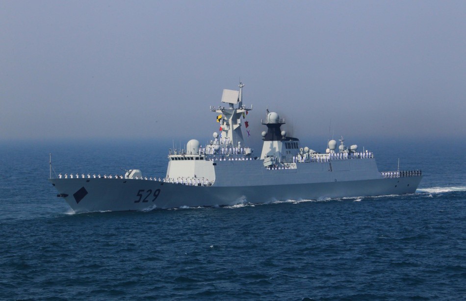 中国海军"舟山"号导弹护卫舰接受检阅 23/51 隐藏描述