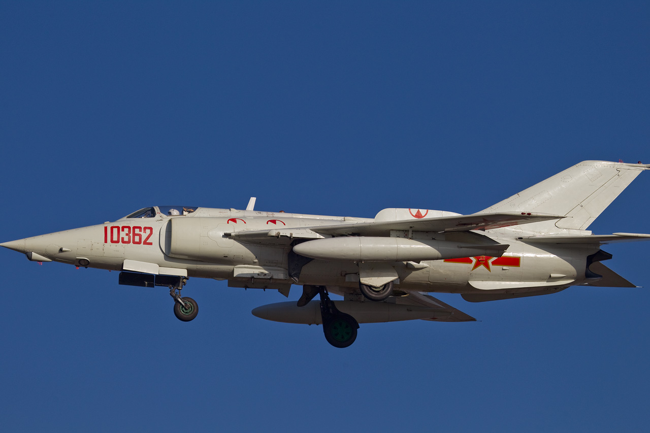 中国空军强五攻击机 37/38 隐藏描述