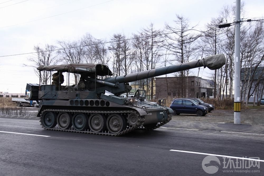 203mm自行榴弹炮