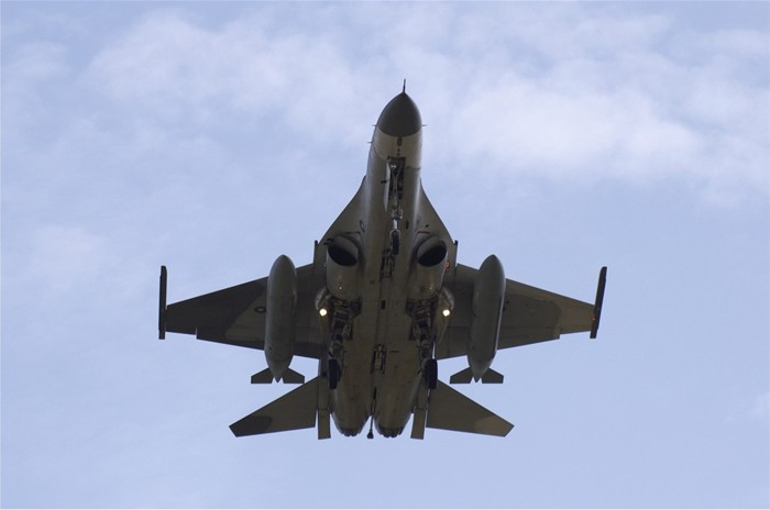 台湾研制的idf"经国号"战斗机 35/41 隐藏描述