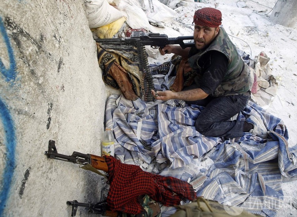 叙叛军与政府军在首都附近激战