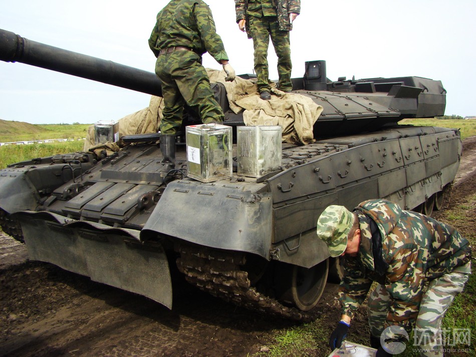你信吗?俄军计划2015年装备t-99主战坦克