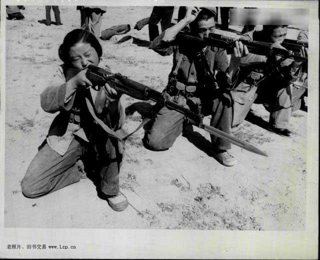 六七十年代民兵训练照